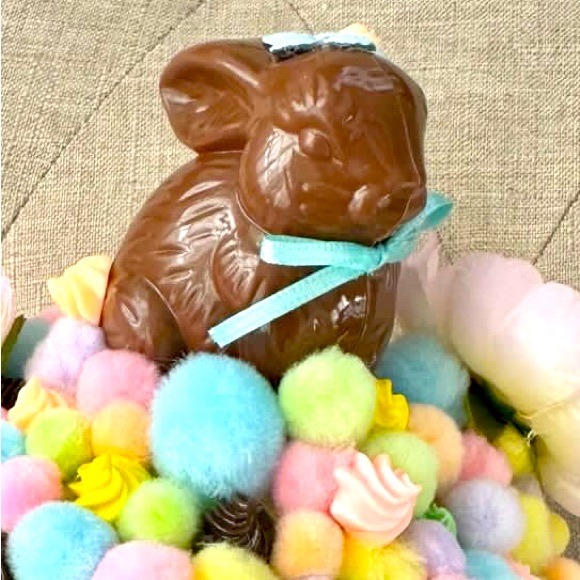 HANDMADE Chocolate Rabbit Pom Detail Fancy Easter Derby Bonnet Hat Fascinator - Picture 2 of 2